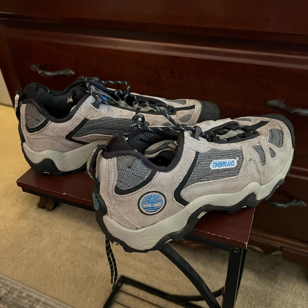 Timberland women’s size 10 shoes